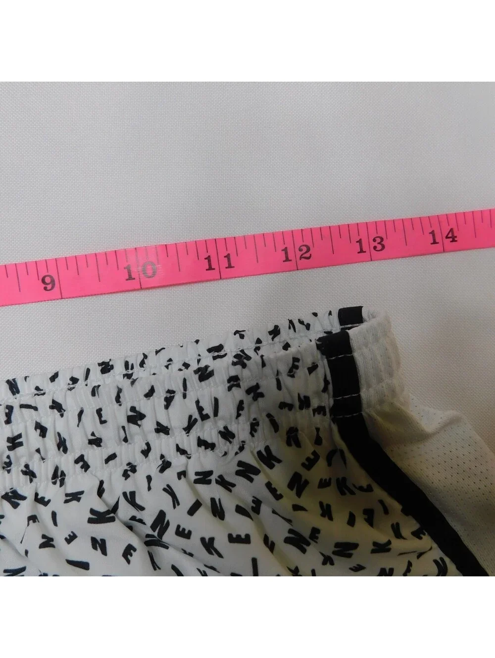 Nike Girls XL Dri-FIT Tempo Running Shorts White Black Logo Print Athletic Youth